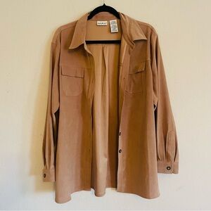 White Stag woman long sleeve button down top size L thick layering blouse casual